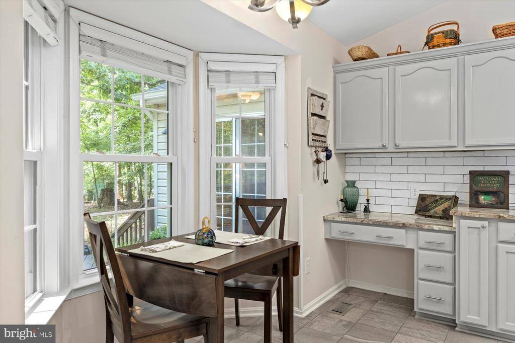 814 Eastover Pkwy, Locust Grove, VA 22508