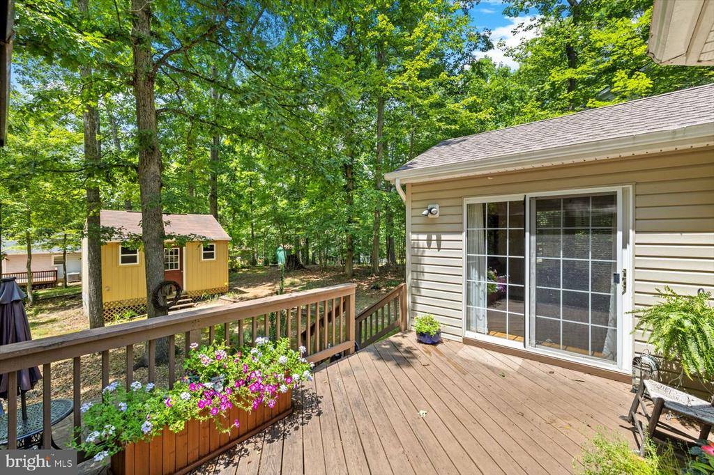 814 Eastover Pkwy, Locust Grove, VA 22508