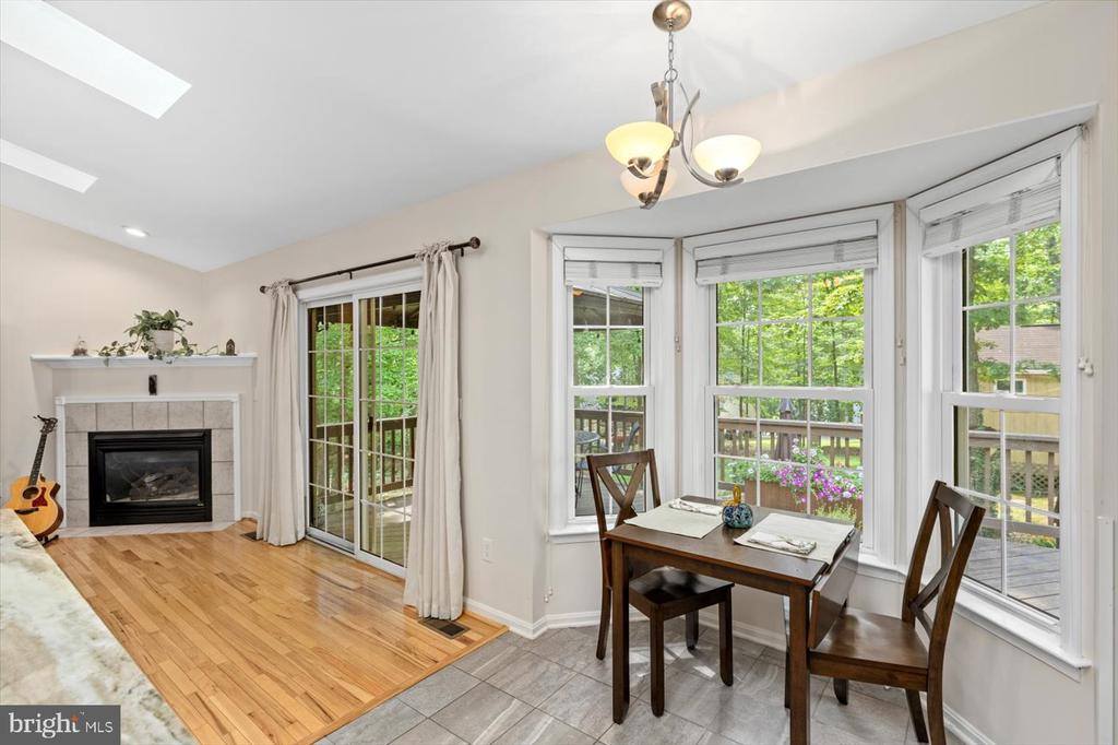 814 Eastover Pkwy, Locust Grove, VA 22508