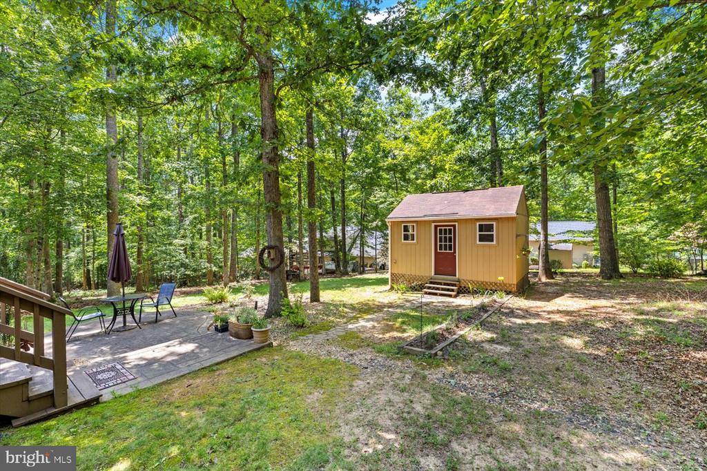 814 Eastover Pkwy, Locust Grove, VA 22508