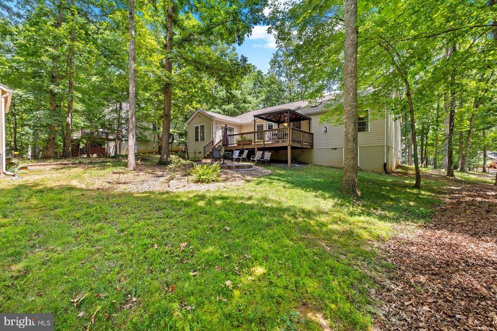 814 Eastover Pkwy, Locust Grove, VA 22508