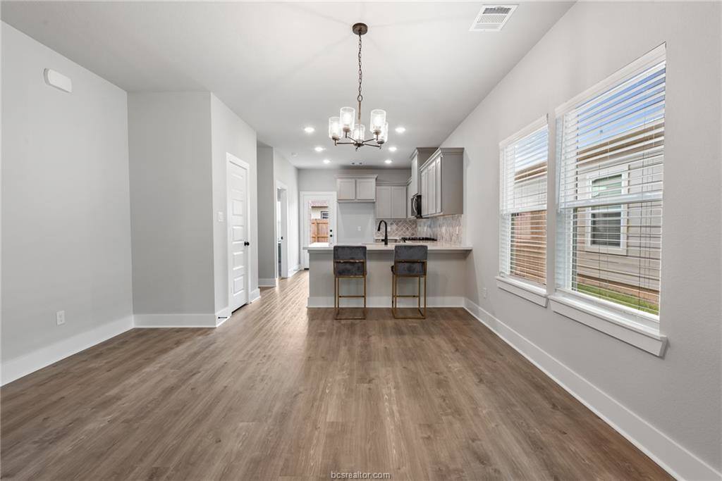 909 Fork Court, College Station, TX 77845