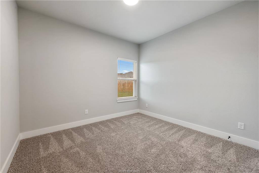 909 Fork Court, College Station, TX 77845