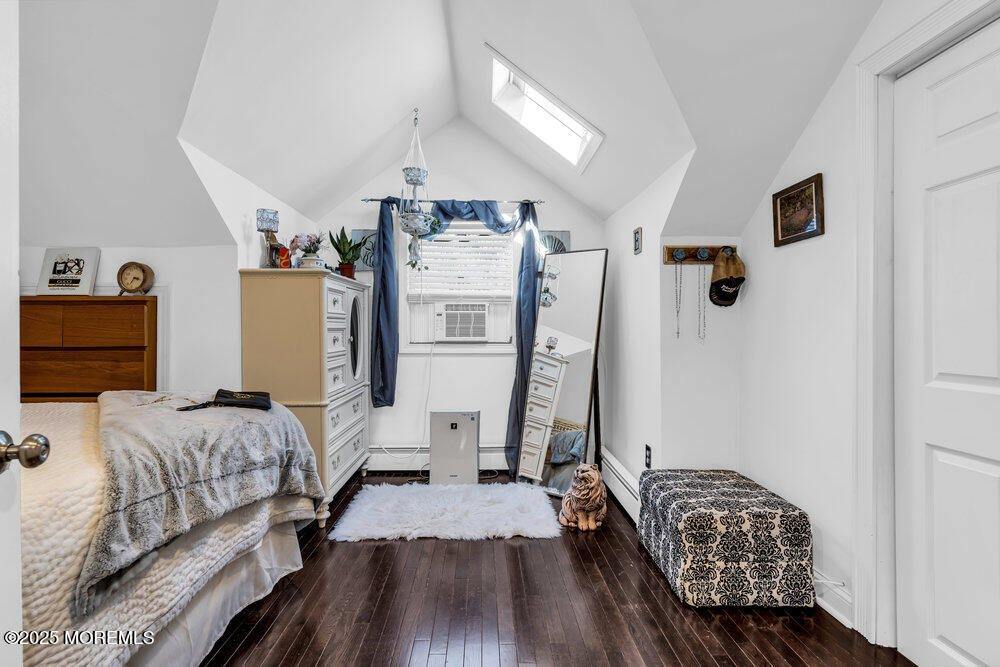 194 Washington Street, Keyport, NJ 07735