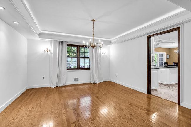 381 Buchanan Blvd, Red Bank, NJ 07701