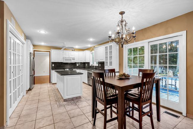 381 Buchanan Blvd, Red Bank, NJ 07701