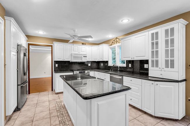 381 Buchanan Blvd, Red Bank, NJ 07701