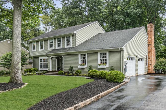 381 Buchanan Blvd, Red Bank, NJ 07701