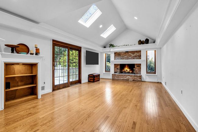 381 Buchanan Blvd, Red Bank, NJ 07701