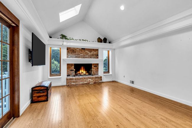 381 Buchanan Blvd, Red Bank, NJ 07701