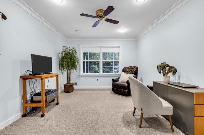 381 Buchanan Blvd, Red Bank, NJ 07701