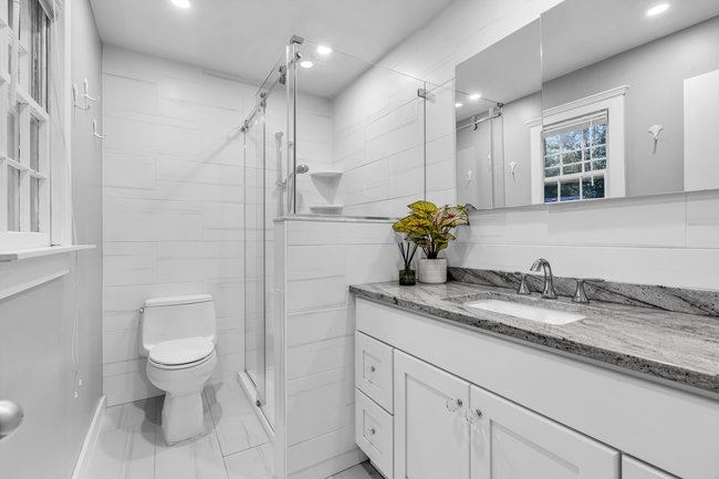 381 Buchanan Blvd, Red Bank, NJ 07701