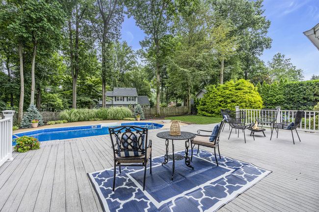 381 Buchanan Blvd, Red Bank, NJ 07701