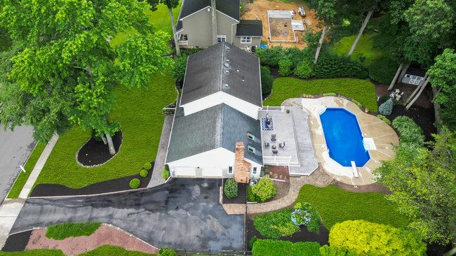 381 Buchanan Blvd, Red Bank, NJ 07701