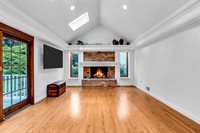 381 Buchanan Blvd, Red Bank, NJ 07701