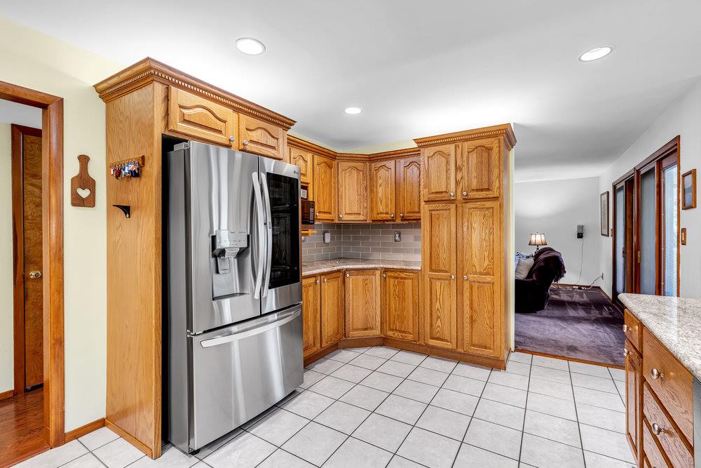 53 Edison Ave, Tinton Falls, NJ 07724