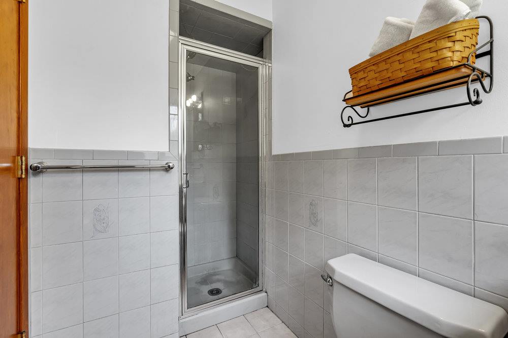 53 Edison Ave, Tinton Falls, NJ 07724