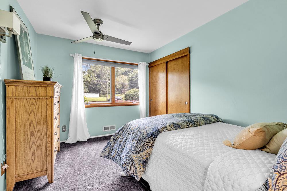 53 Edison Ave, Tinton Falls, NJ 07724