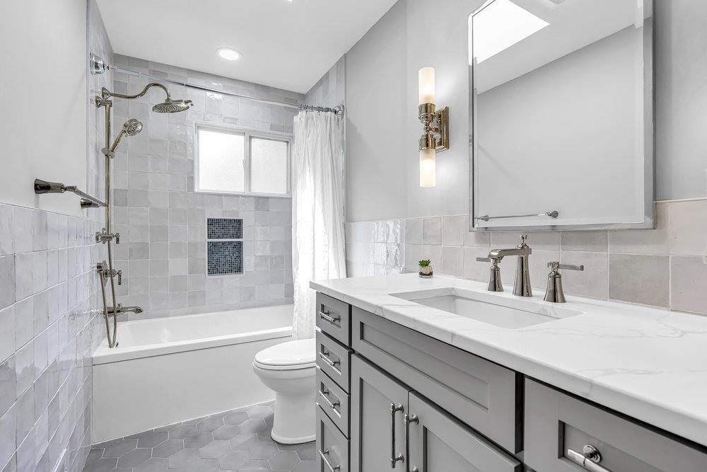 53 Edison Ave, Tinton Falls, NJ 07724