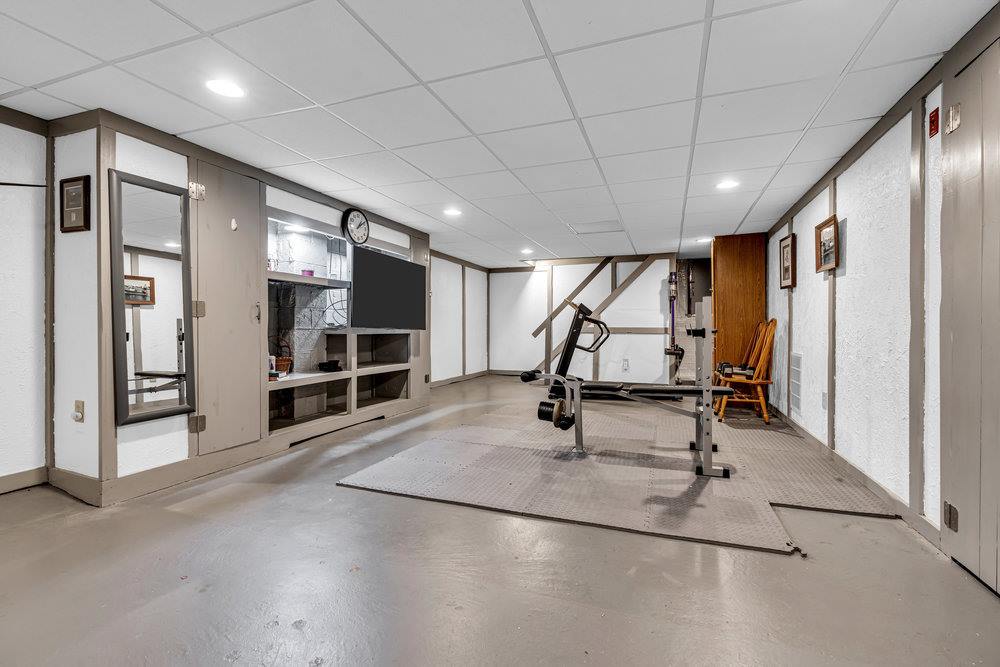 53 Edison Ave, Tinton Falls, NJ 07724