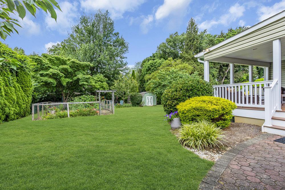 53 Edison Ave, Tinton Falls, NJ 07724