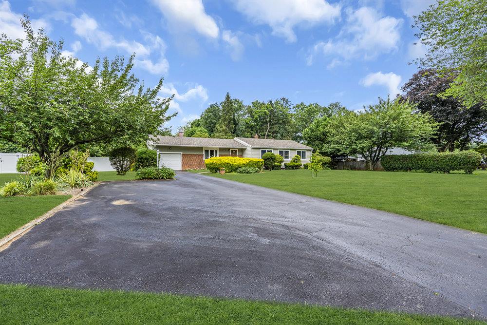 53 Edison Ave, Tinton Falls, NJ 07724