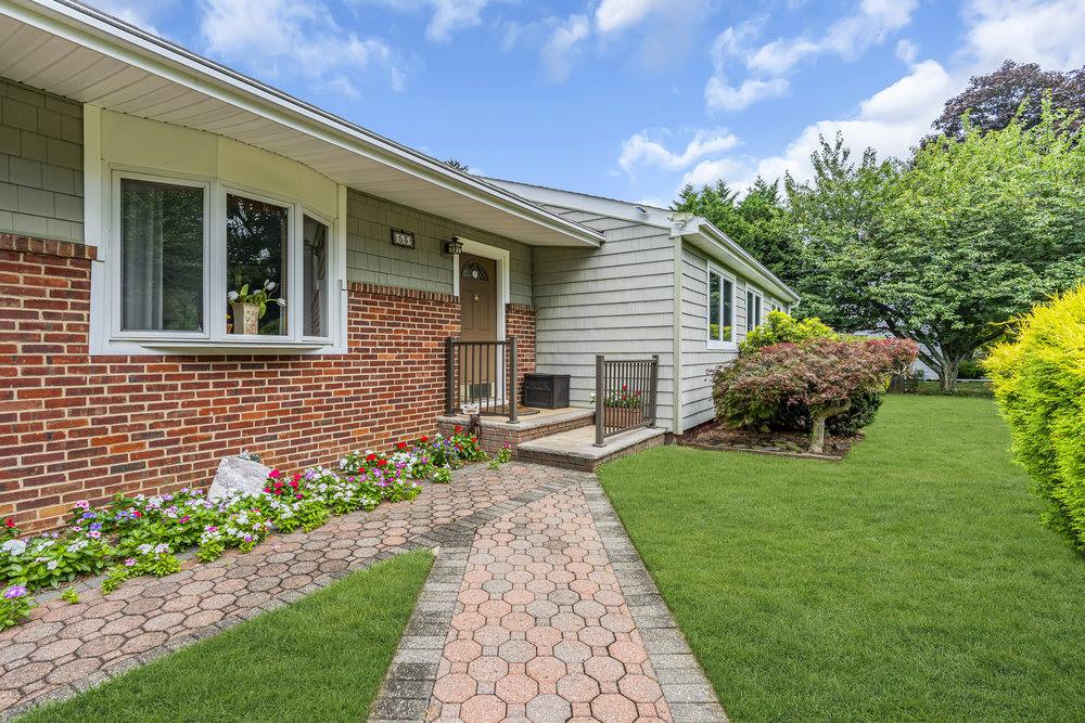 53 Edison Ave, Tinton Falls, NJ 07724