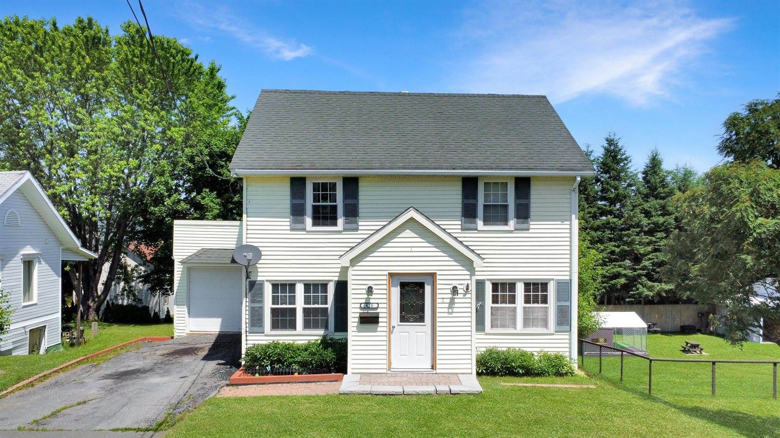 428 Park Street, Madawaska, ME 04756