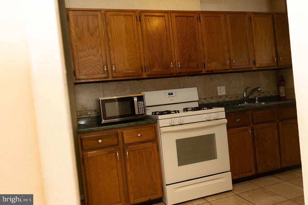 4540 Hazelwood Avenue, Baltimore, MD 21206