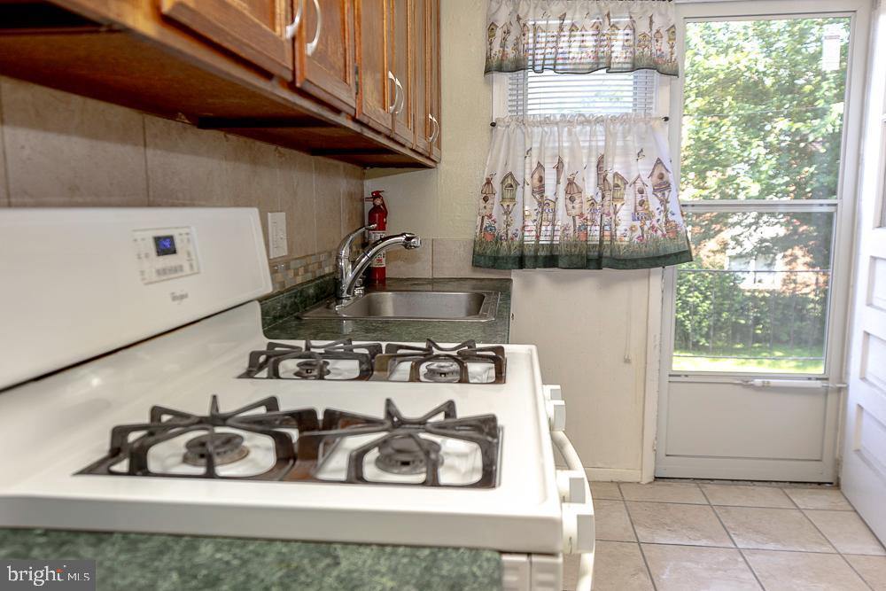 4540 Hazelwood Avenue, Baltimore, MD 21206