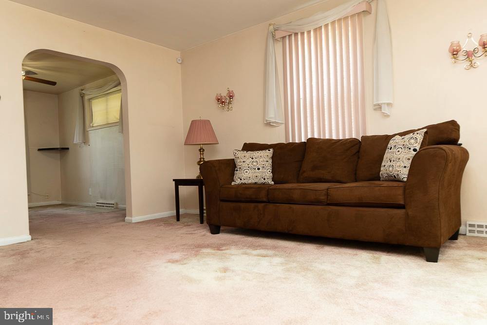 4540 Hazelwood Avenue, Baltimore, MD 21206