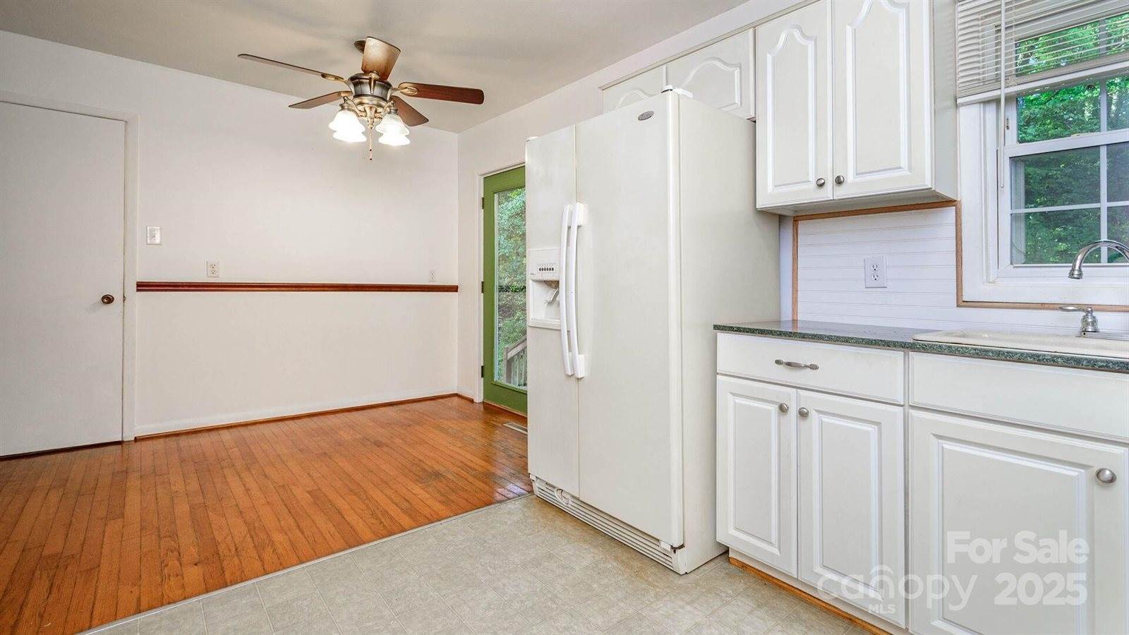 51 Bell Road, Asheville, NC 28805