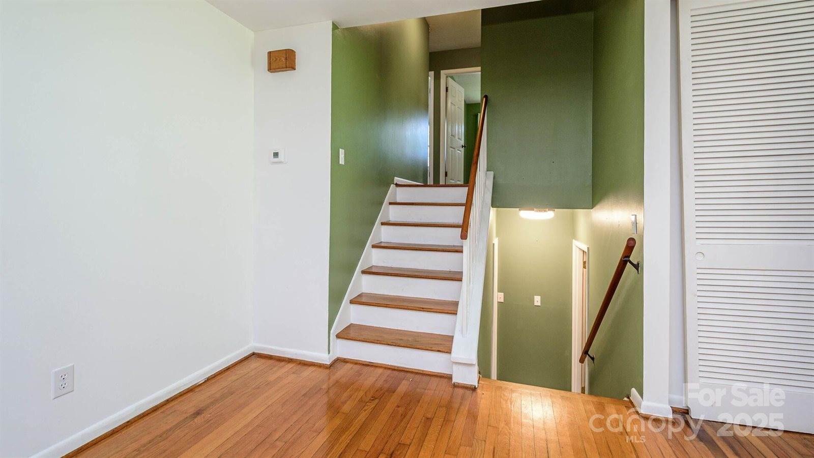 51 Bell Road, Asheville, NC 28805