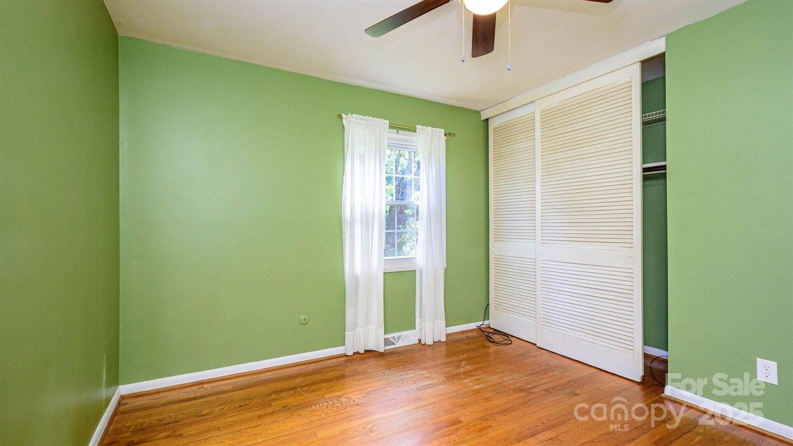 51 Bell Road, Asheville, NC 28805