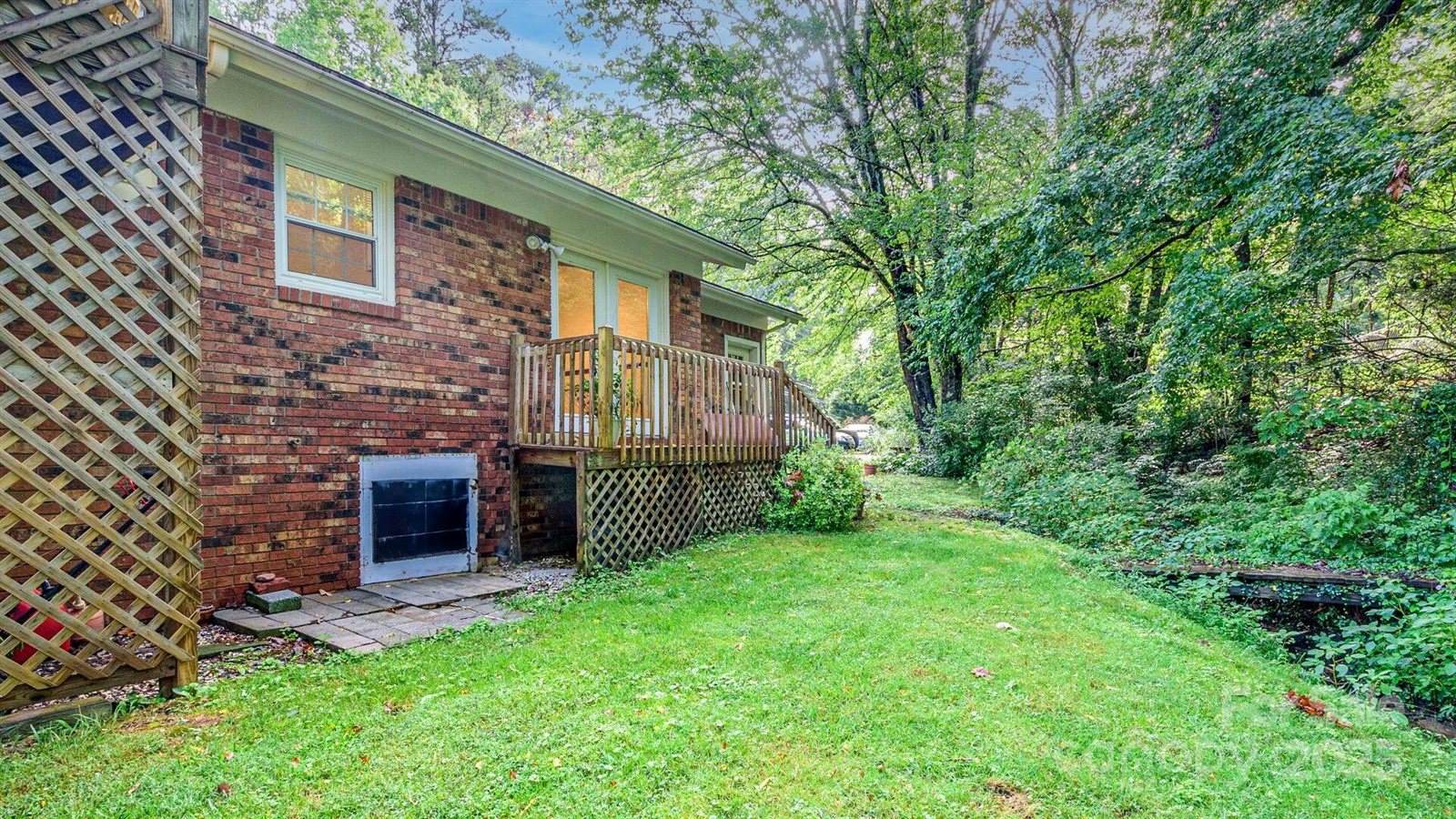 51 Bell Road, Asheville, NC 28805