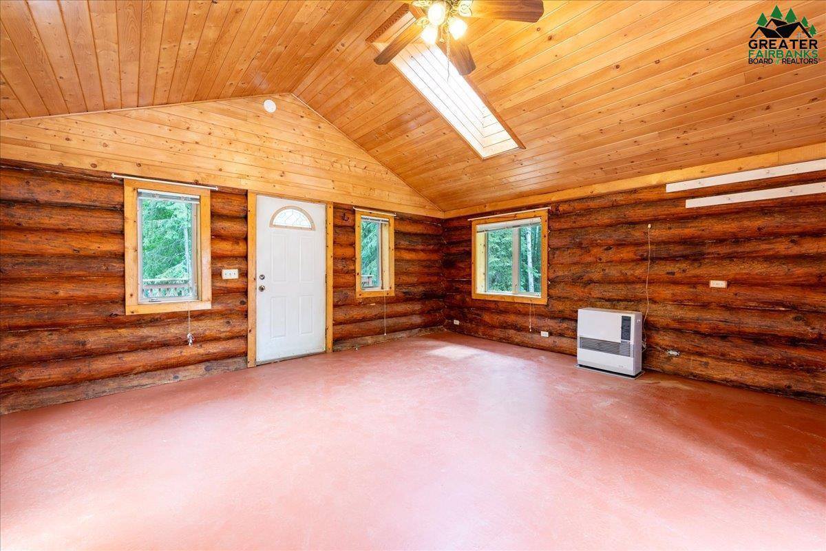 1403 Ballaine Road, Fairbanks, AK 99709