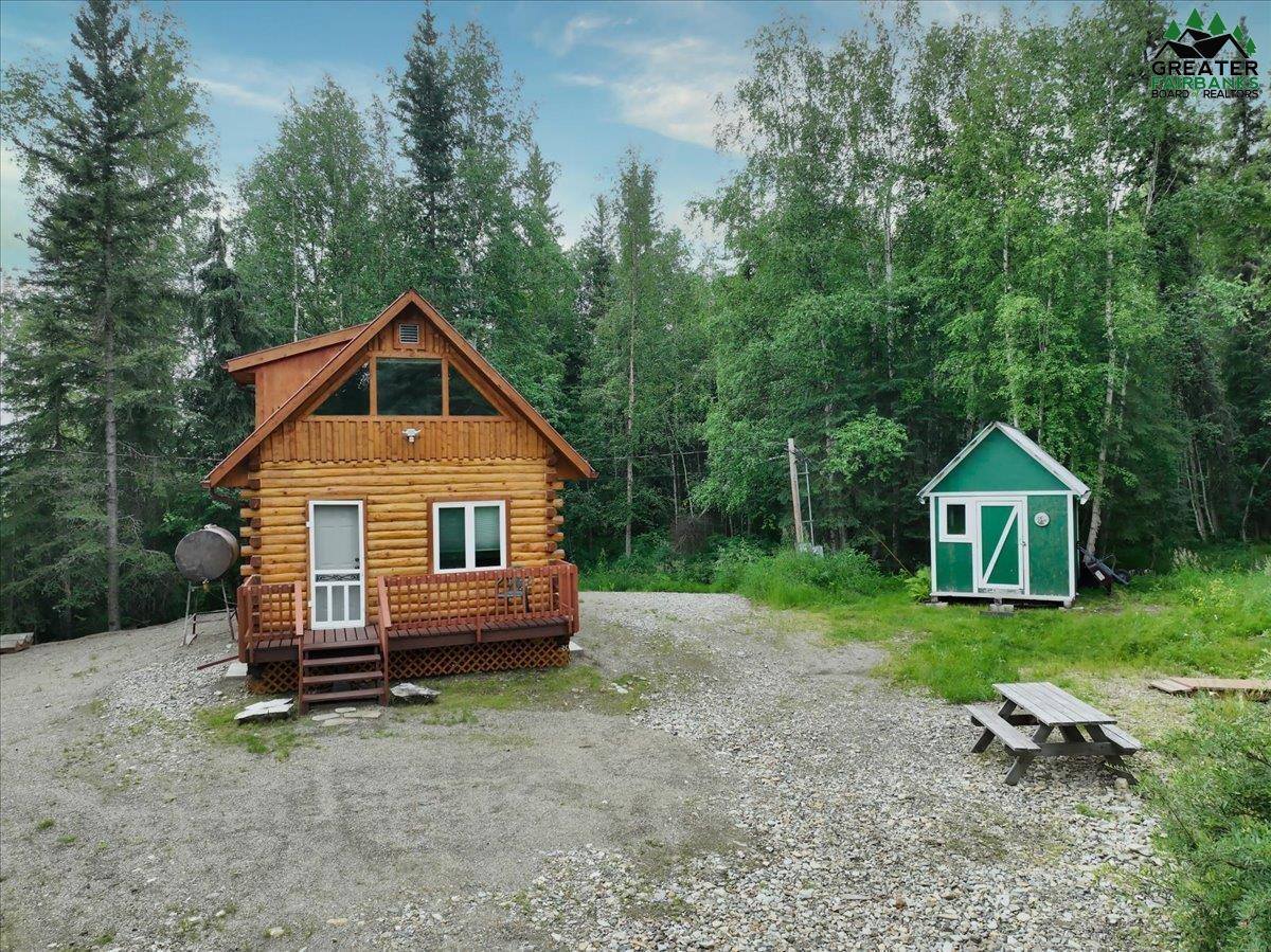 1403 Ballaine Road, Fairbanks, AK 99709