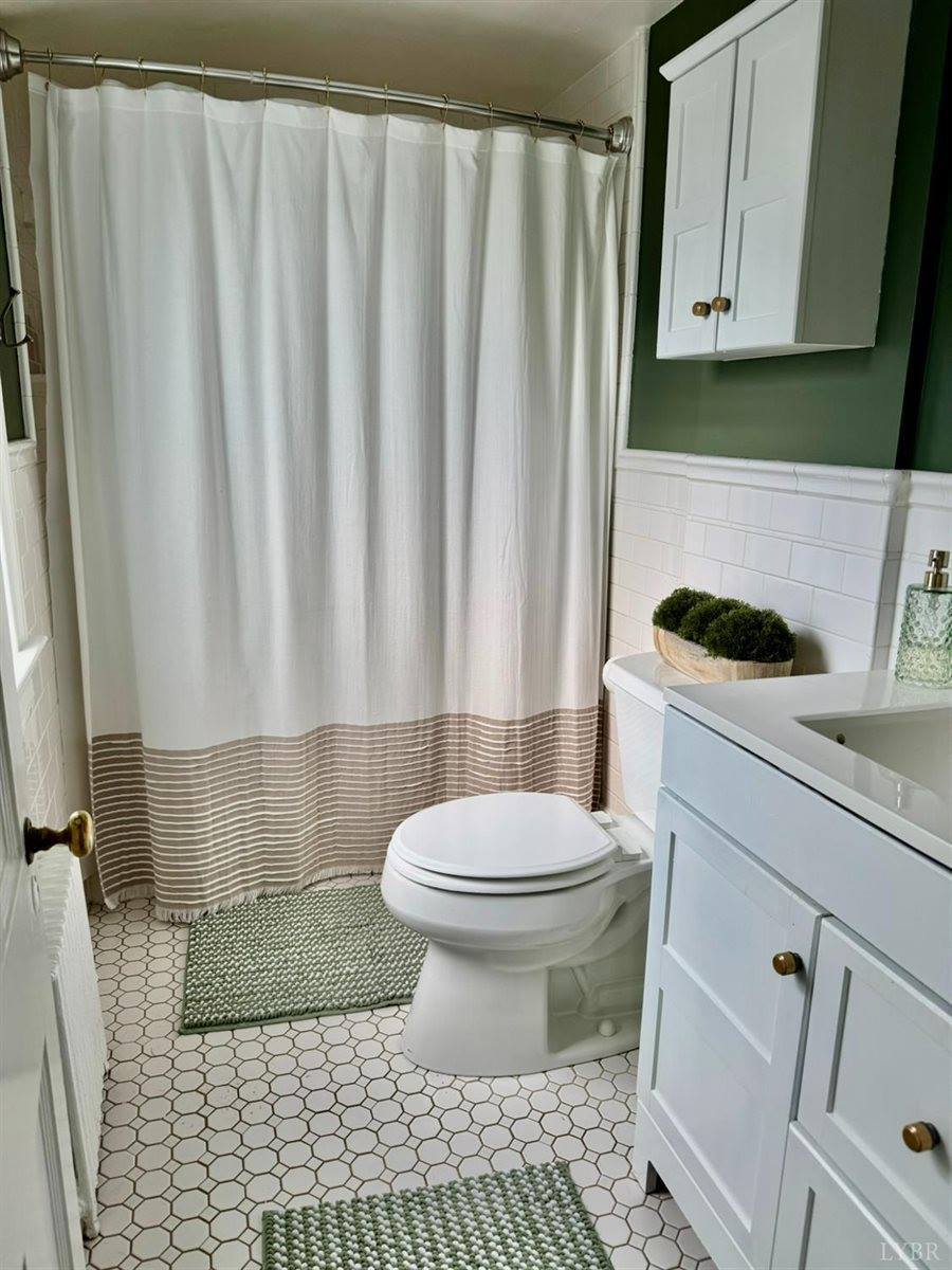 1706 Morrison Drive, Lynchburg, VA 24503