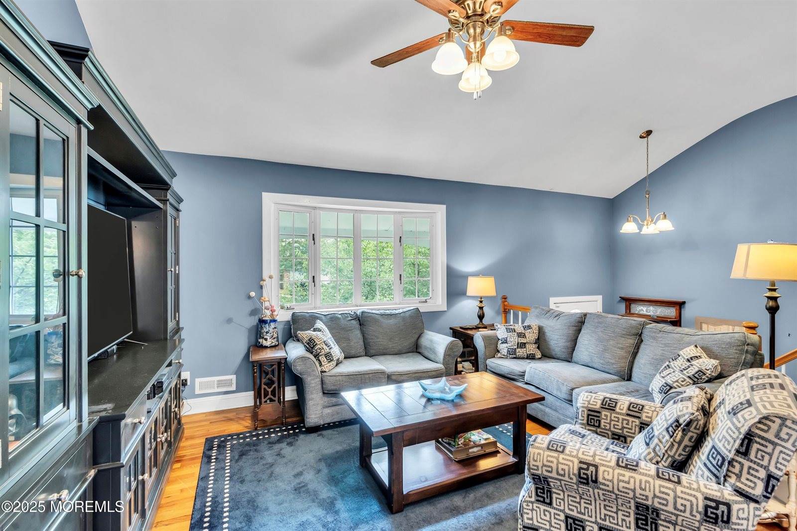 7 Southport Drive, Howell, NJ 07731