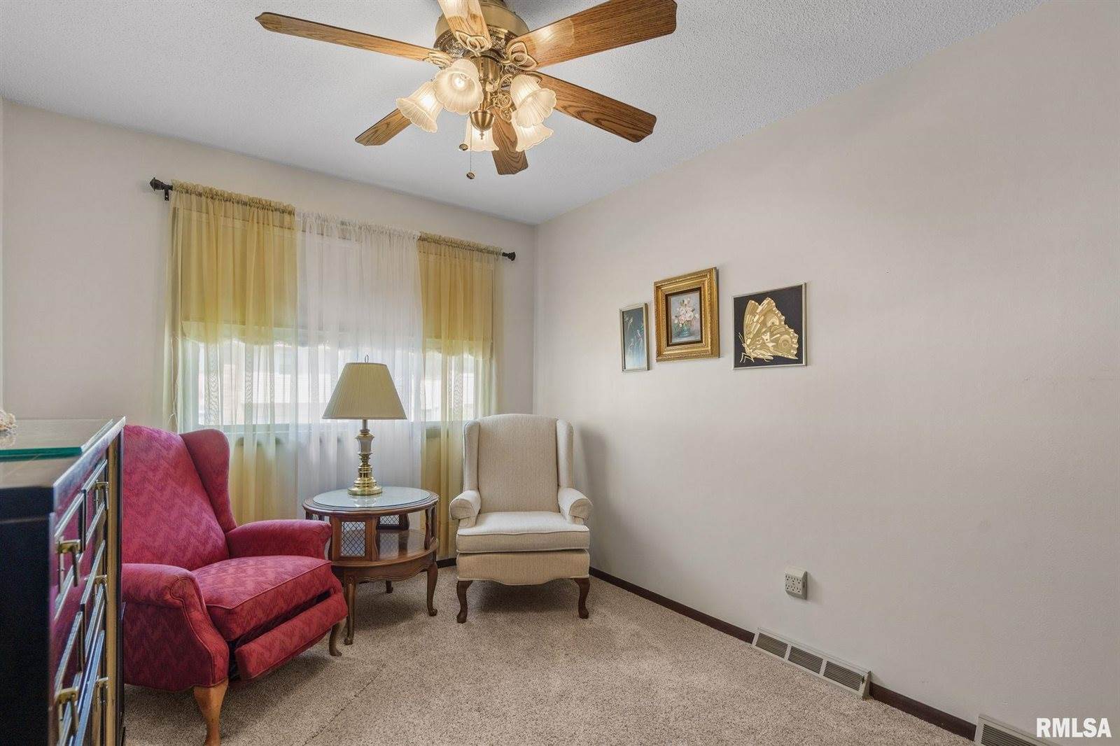 4023 Lillie Avenue, Davenport, IA 52806