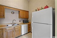 4023 Lillie Avenue, Davenport, IA 52806