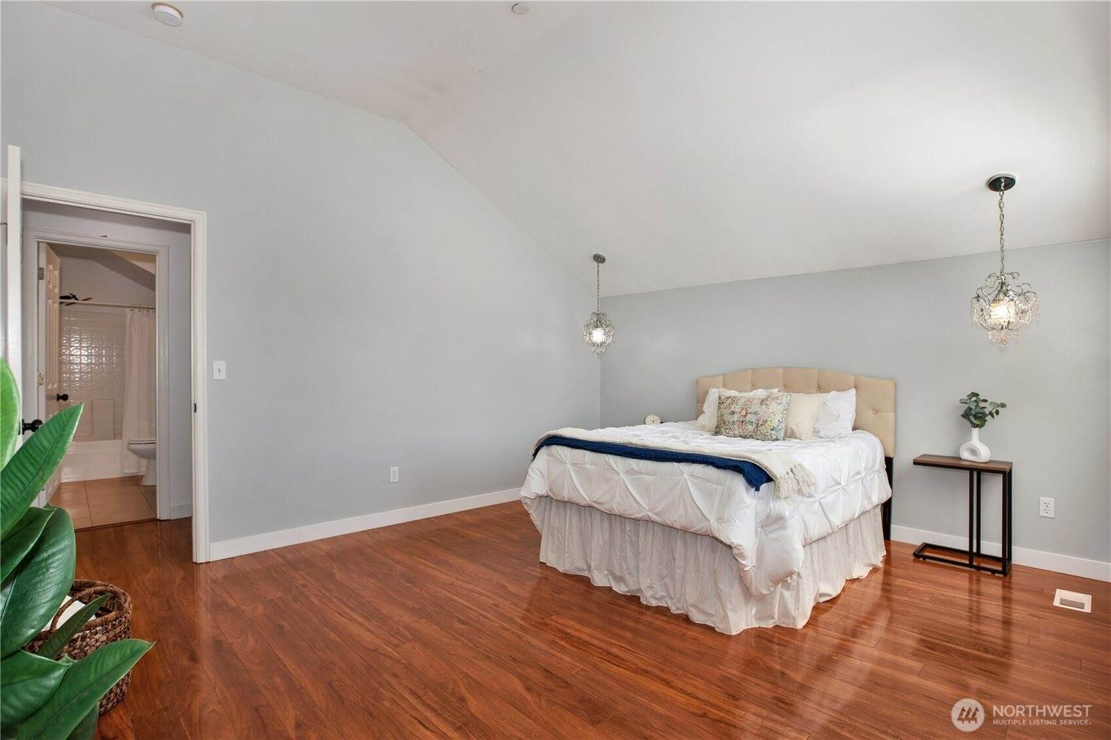 2025 Palisade Blvd, Dupont, WA 98327