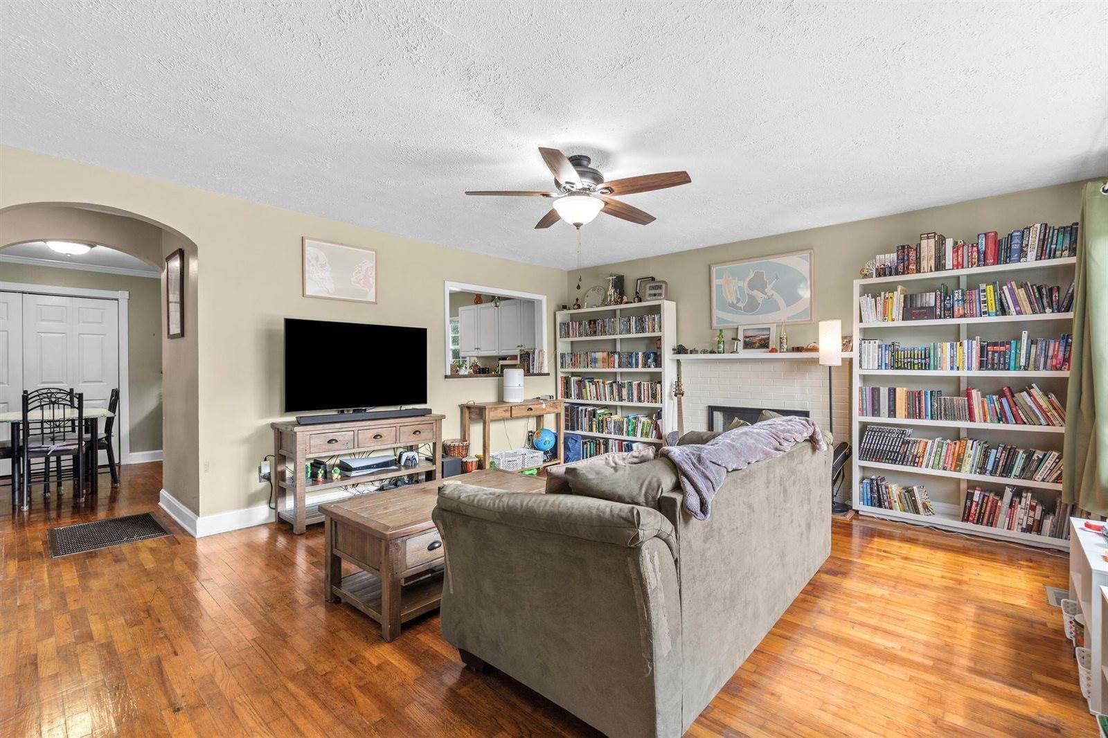 309 Lyons Drive, Frankfort, KY 40601