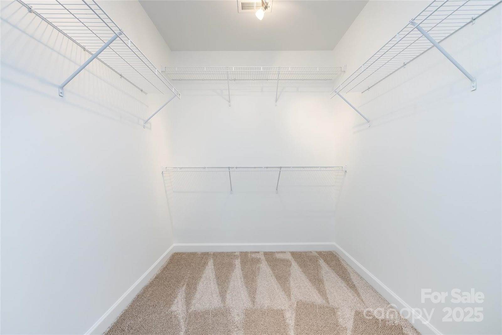 4723 Polo Gate Boulevard, Charlotte, NC 28216