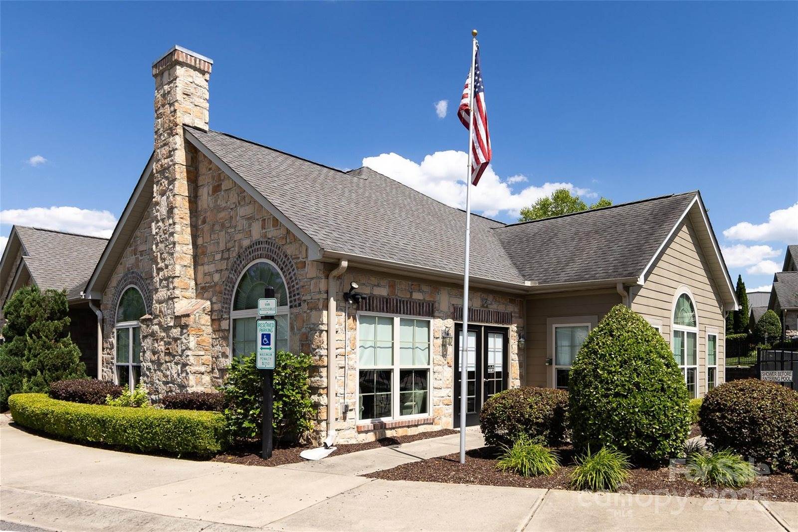 4723 Polo Gate Boulevard, Charlotte, NC 28216