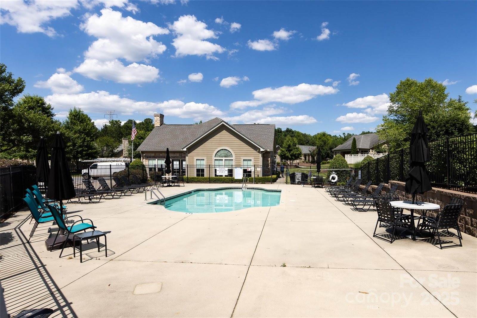 4723 Polo Gate Boulevard, Charlotte, NC 28216