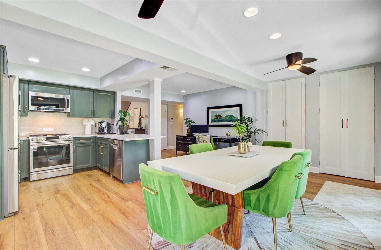 1412 Oaklanding Road, Mount Pleasant, SC 29464