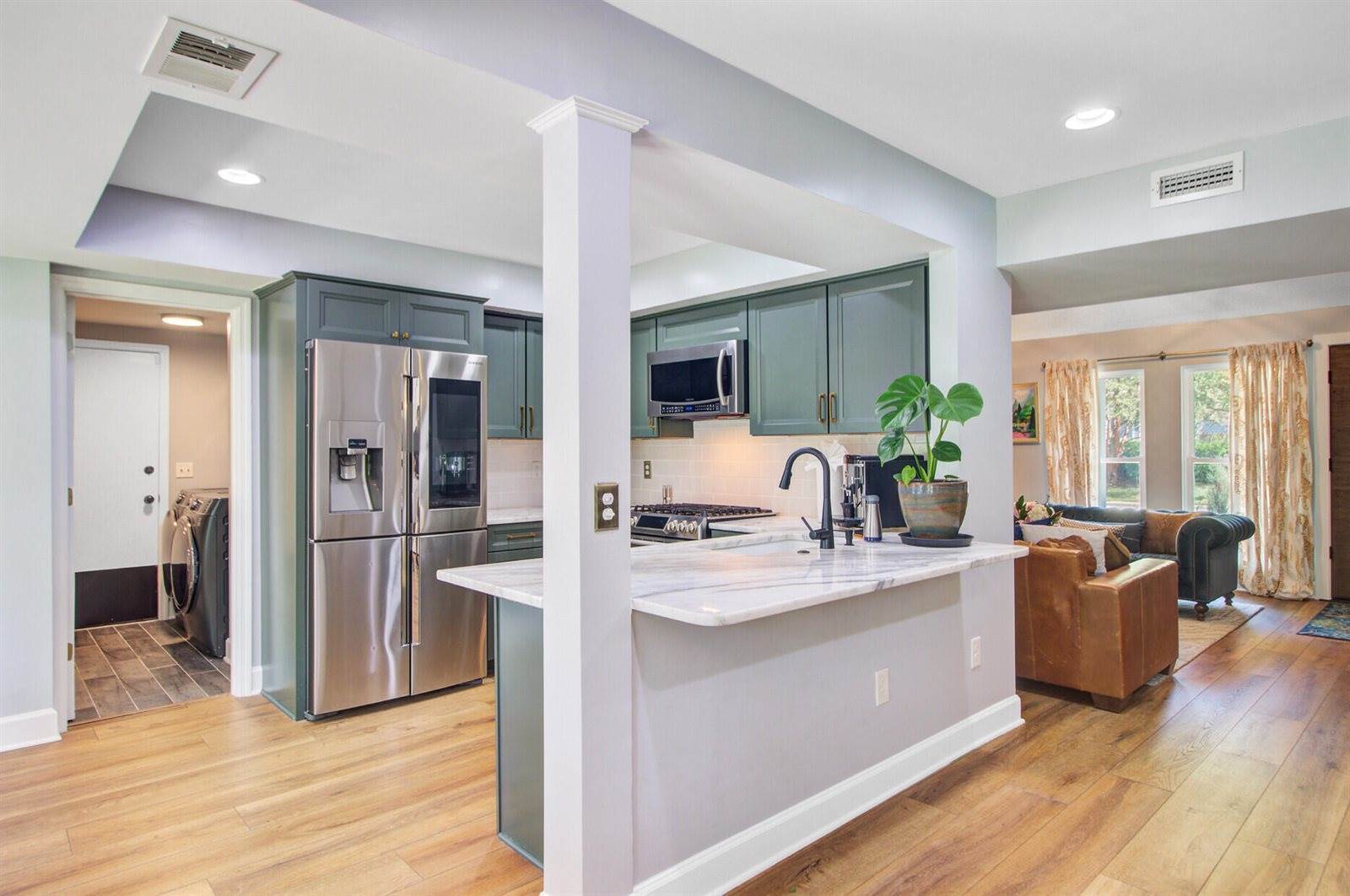 1412 Oaklanding Road, Mount Pleasant, SC 29464