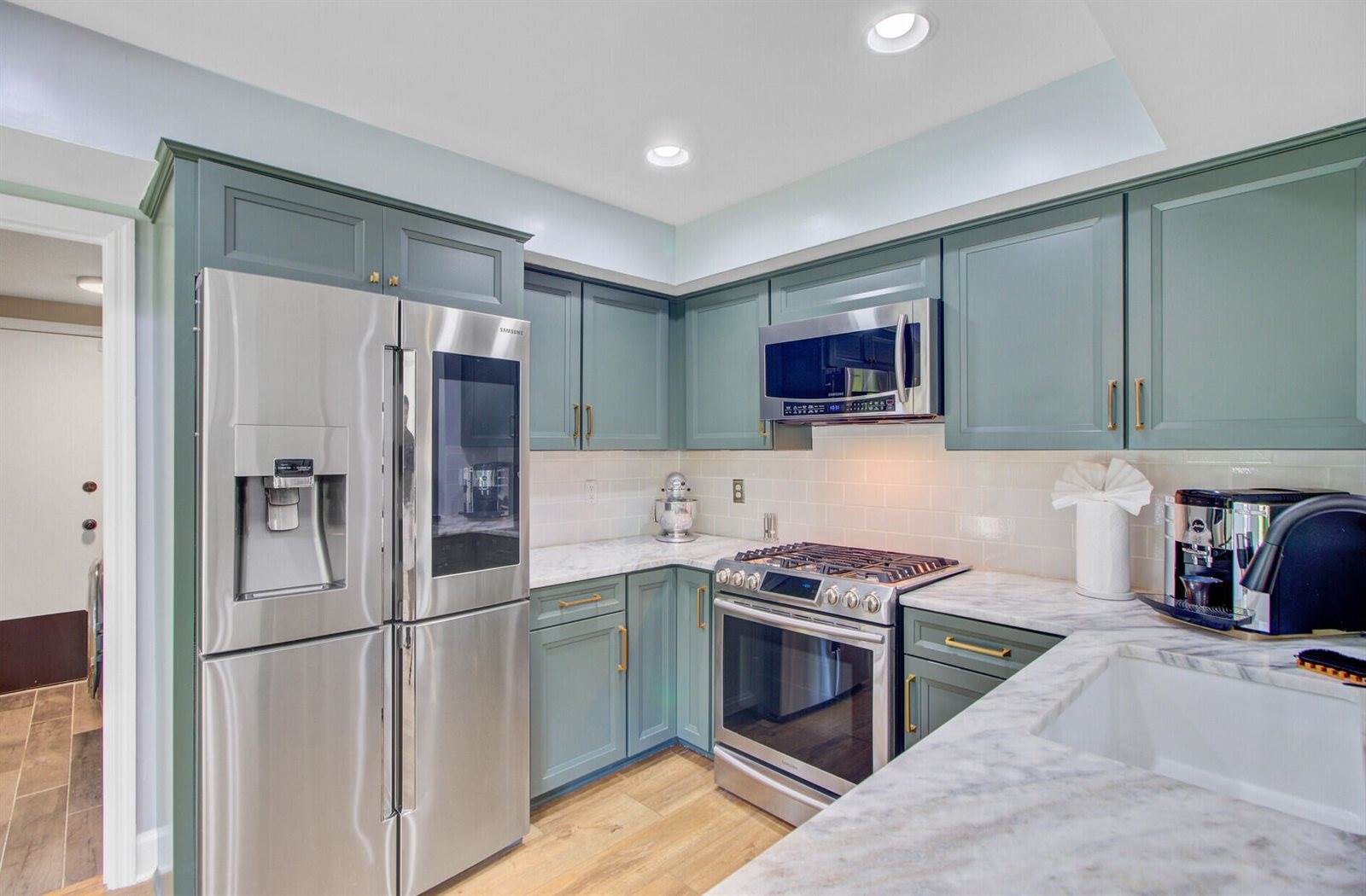 1412 Oaklanding Road, Mount Pleasant, SC 29464