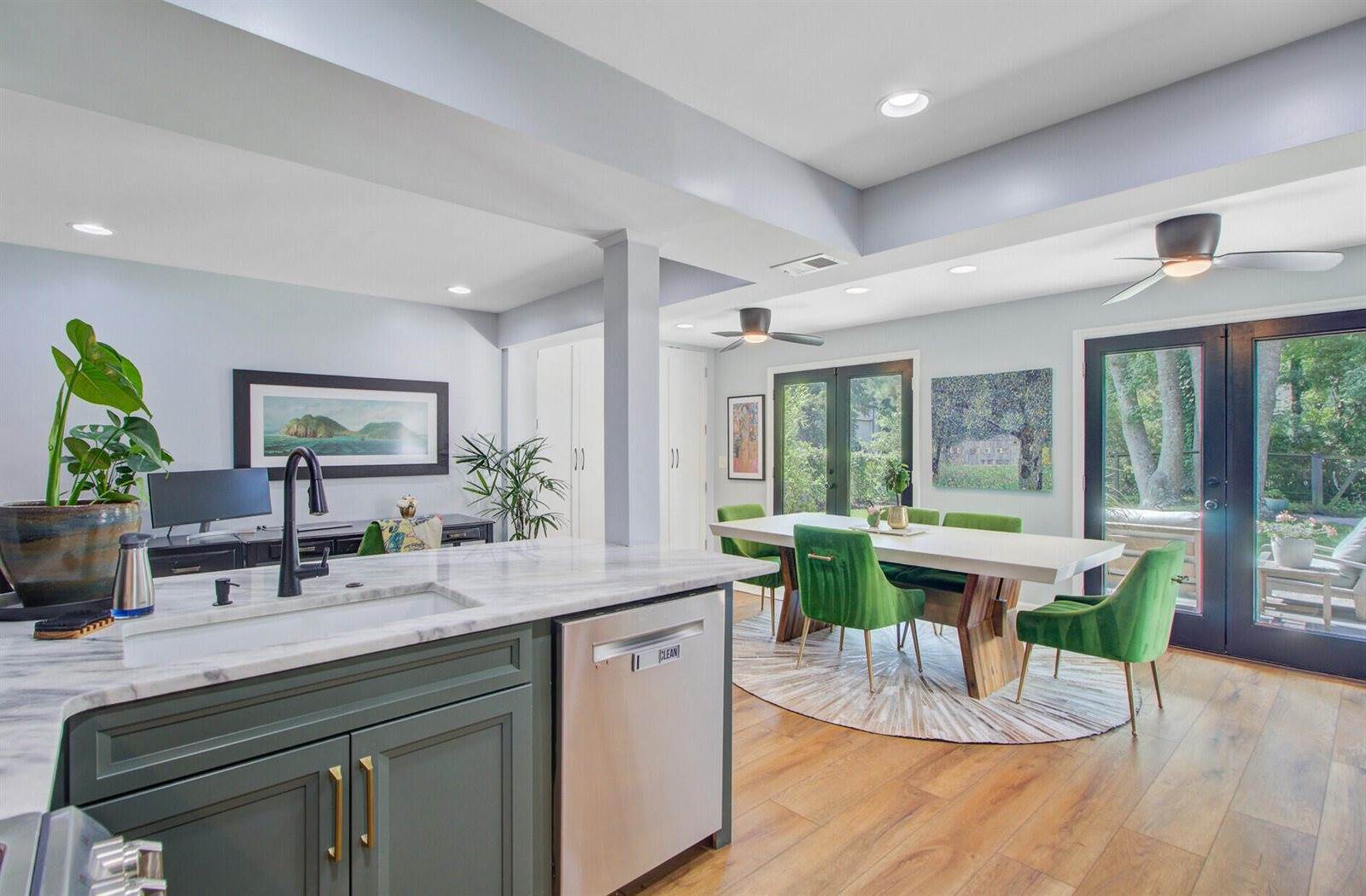 1412 Oaklanding Road, Mount Pleasant, SC 29464